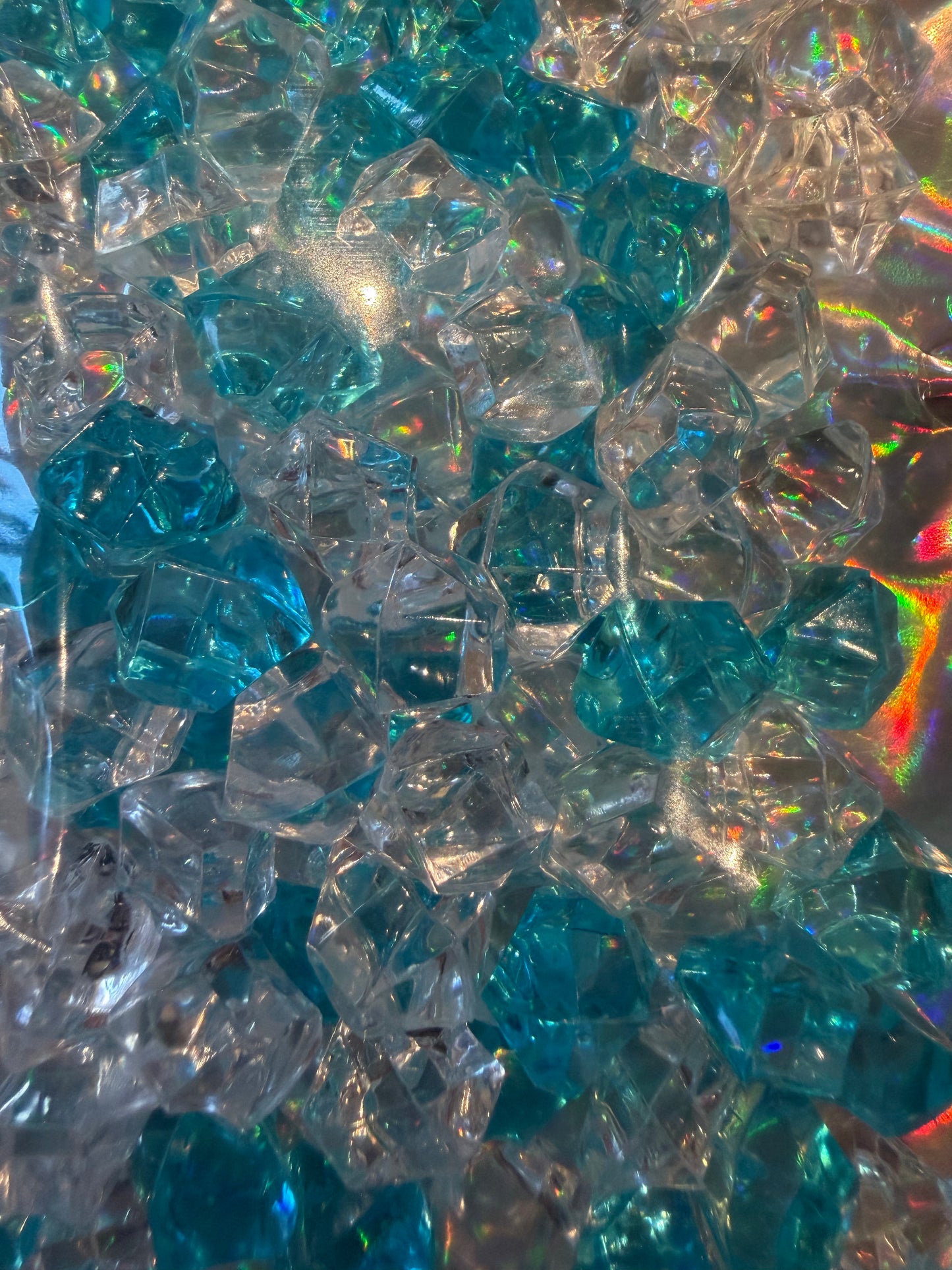 Blue & White Medium Icecubes - 50g