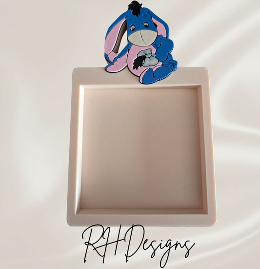 Gloomy Donkey Notepad Holder - 3D