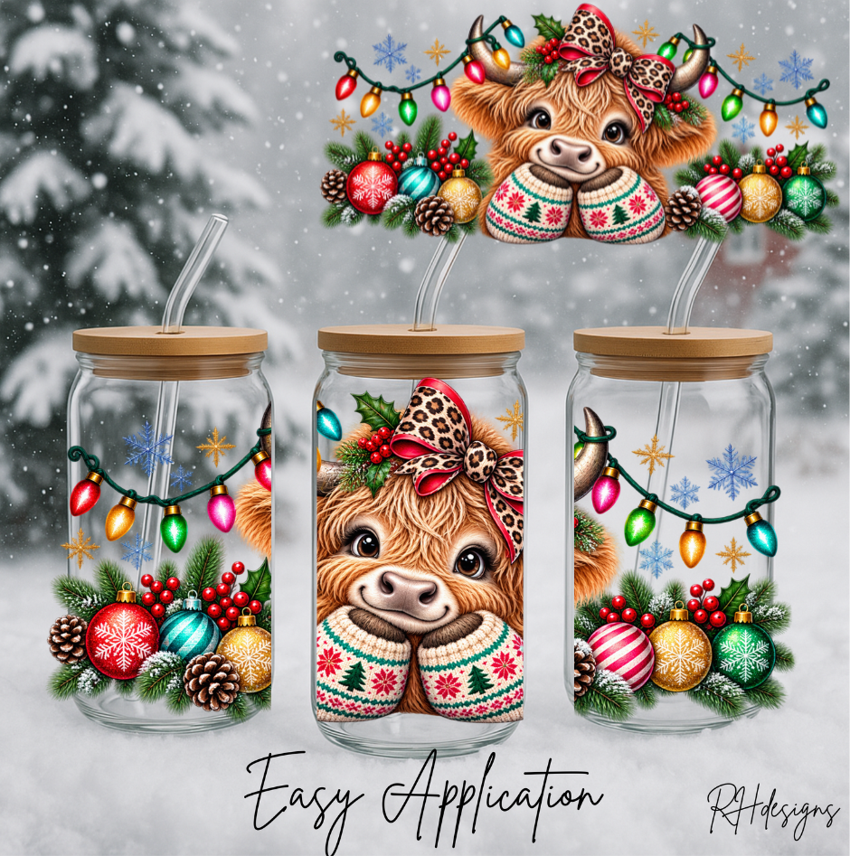 Christmas Bright Highland Cow - 16oz